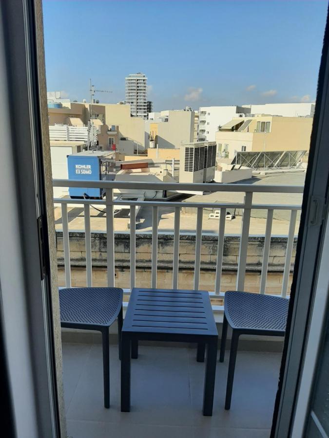Bright & Modern 2-Bedroom, 4Th Floor Apartment In Gzira, Malta Dış mekan fotoğraf