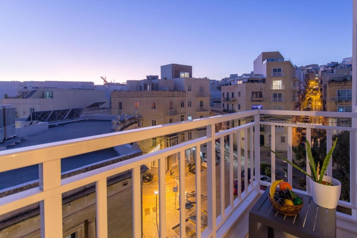 Bright & Modern 2-Bedroom, 4Th Floor Apartment In Gzira, Malta Dış mekan fotoğraf
